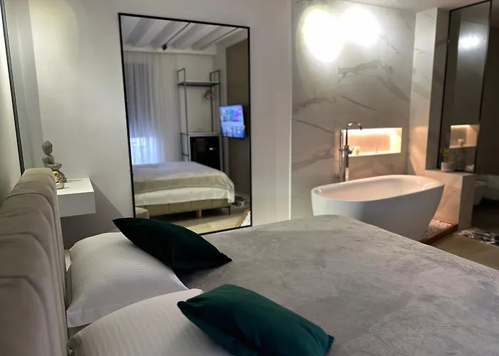 Sea View Luxury Apartment